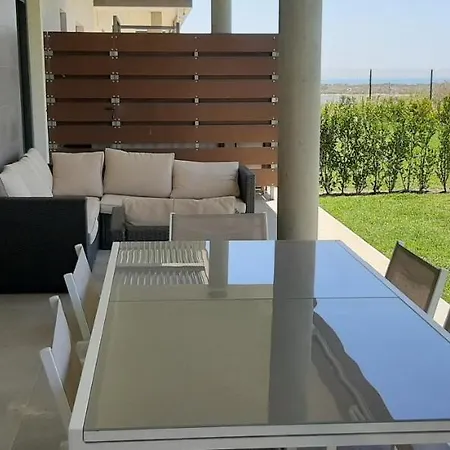 Con Jardin En Apartmán *